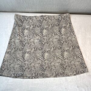 Gianni Bini GB Girls Skirt Snakeskin Print Size 16 Gray Cream Snake